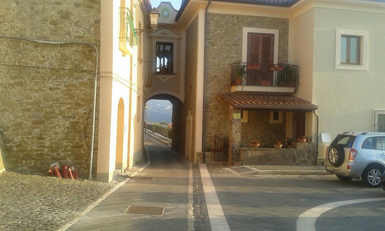 Pozzo Medievale Prignano Cilento Εξωτερικό φωτογραφία