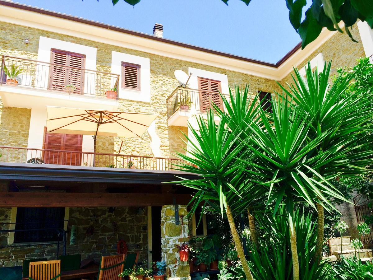 Pozzo Medievale Prignano Cilento Εξωτερικό φωτογραφία