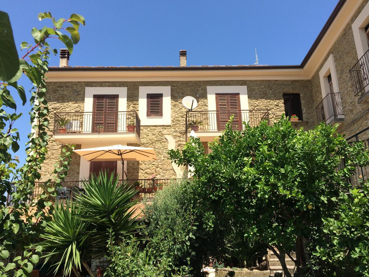 Pozzo Medievale Prignano Cilento Εξωτερικό φωτογραφία