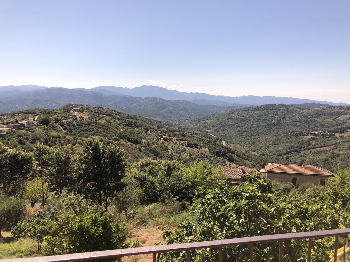 Pozzo Medievale Prignano Cilento Εξωτερικό φωτογραφία